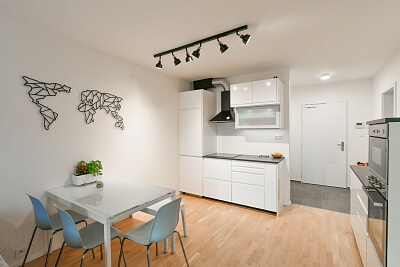 Holečkova, Smíchov - Prague 5 | Rent, Apartment One-bedroom (2+kk), 84 m²