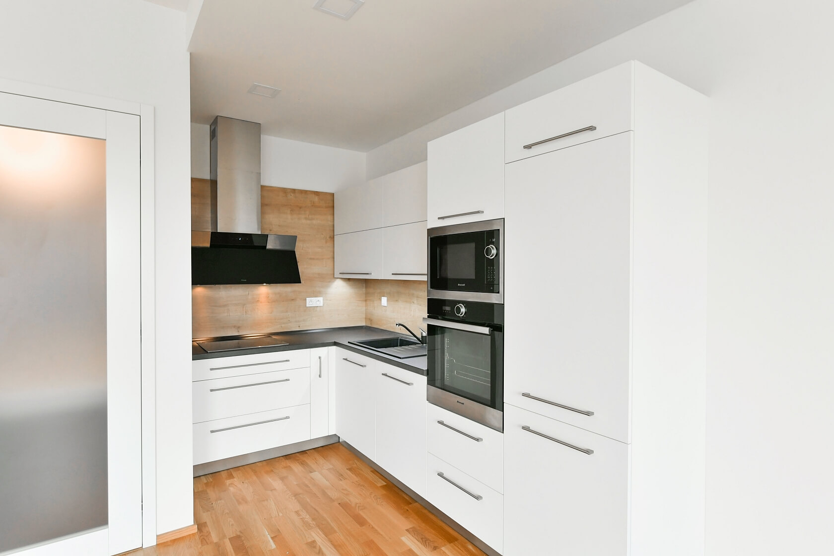 Sanderova, Holešovice - Praha 7 | Pronájem, Byt 2+kk, 61 m²