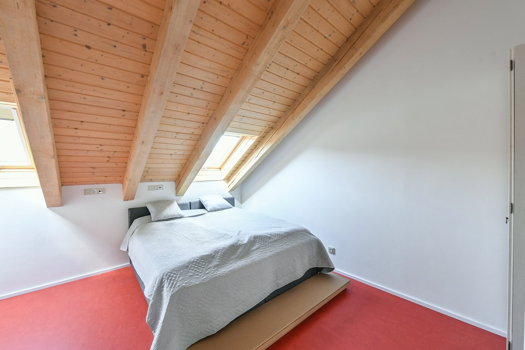 Šlikova, Břevnov - Prague 6 | Rent, Apartment Two-bedroom (3+kk), 75 m²