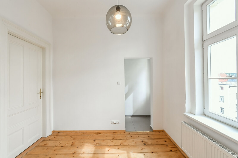 Holandská, Vršovice - Prague 10 | Rent, Apartment Two-bedroom (3+kk), 70 m²