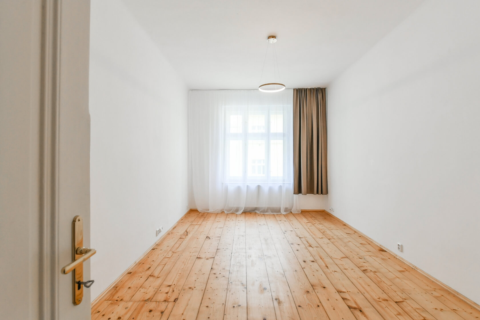 Holandská, Vršovice - Prague 10 | Rent, Apartment Two-bedroom (3+kk), 70 m²