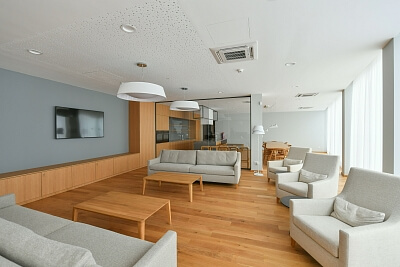 Kobrova, Smíchov - Praha 5 | Pronájem, Byt 2+kk, 93 m²