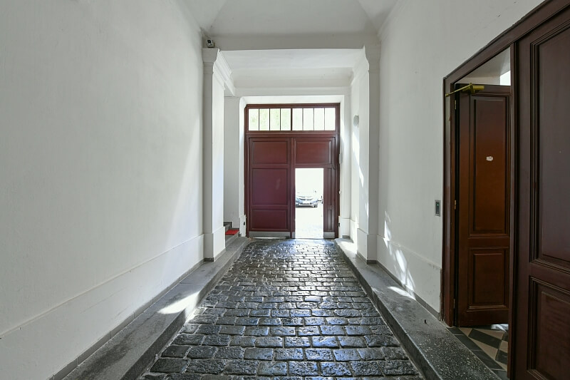 Helmova, Nové Město - Prague 1 | Rent, Apartment One-bedroom (2+kk), 144 m²