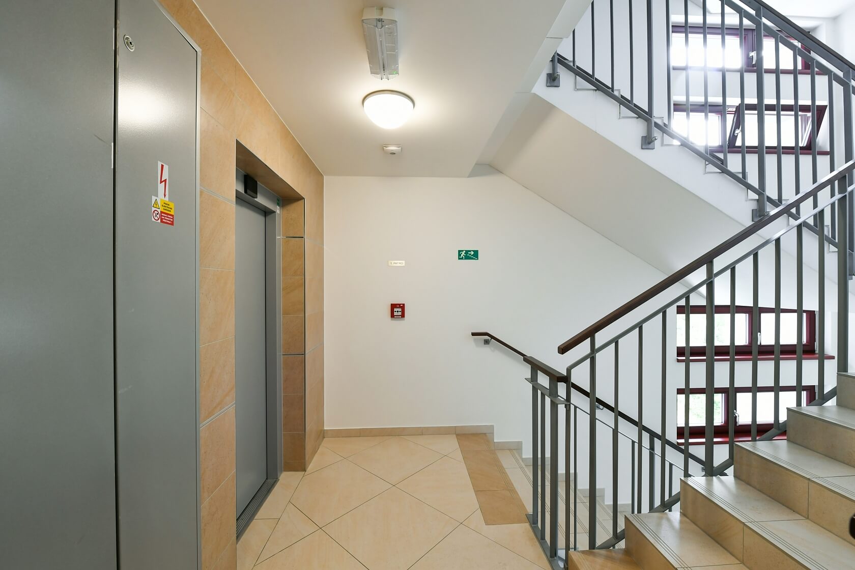 U Nikolajky, Smíchov - Prague 5 | Rent, Apartment Studio (1+kk), 39 m²