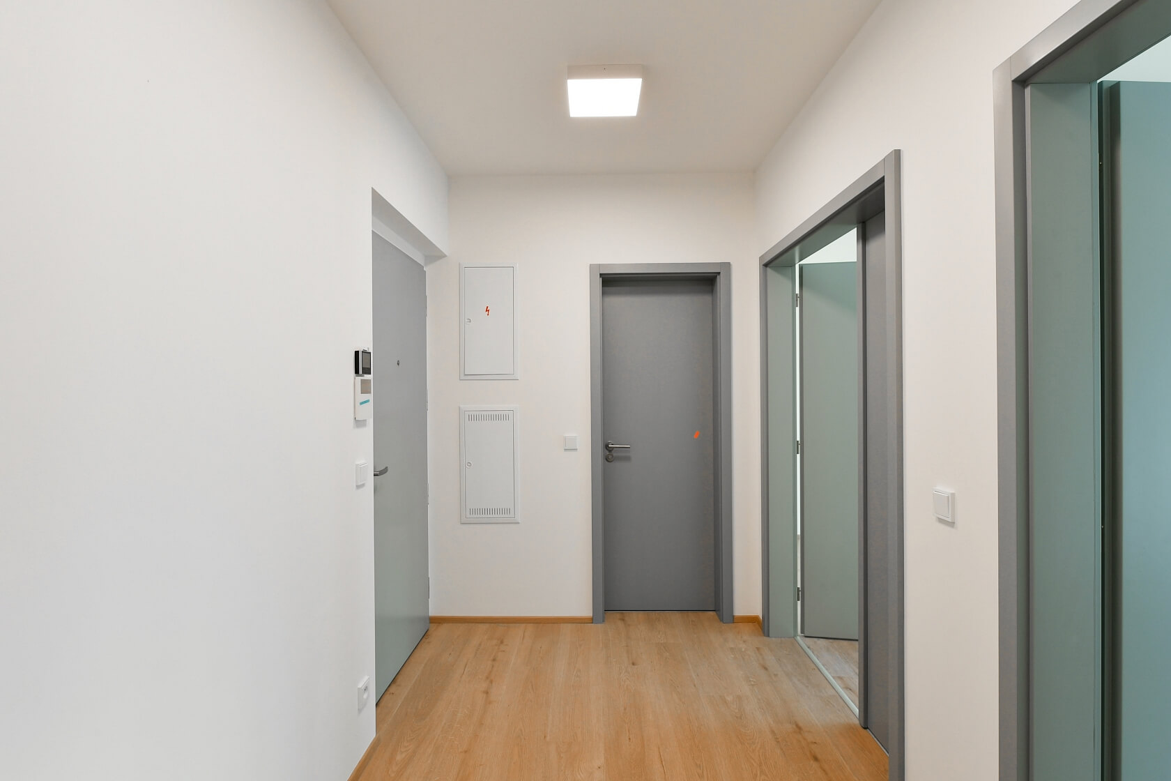 U Vlachovky, Libeň - Prague 8 | Rent, Apartment One-bedroom (2+kk), 81 m²