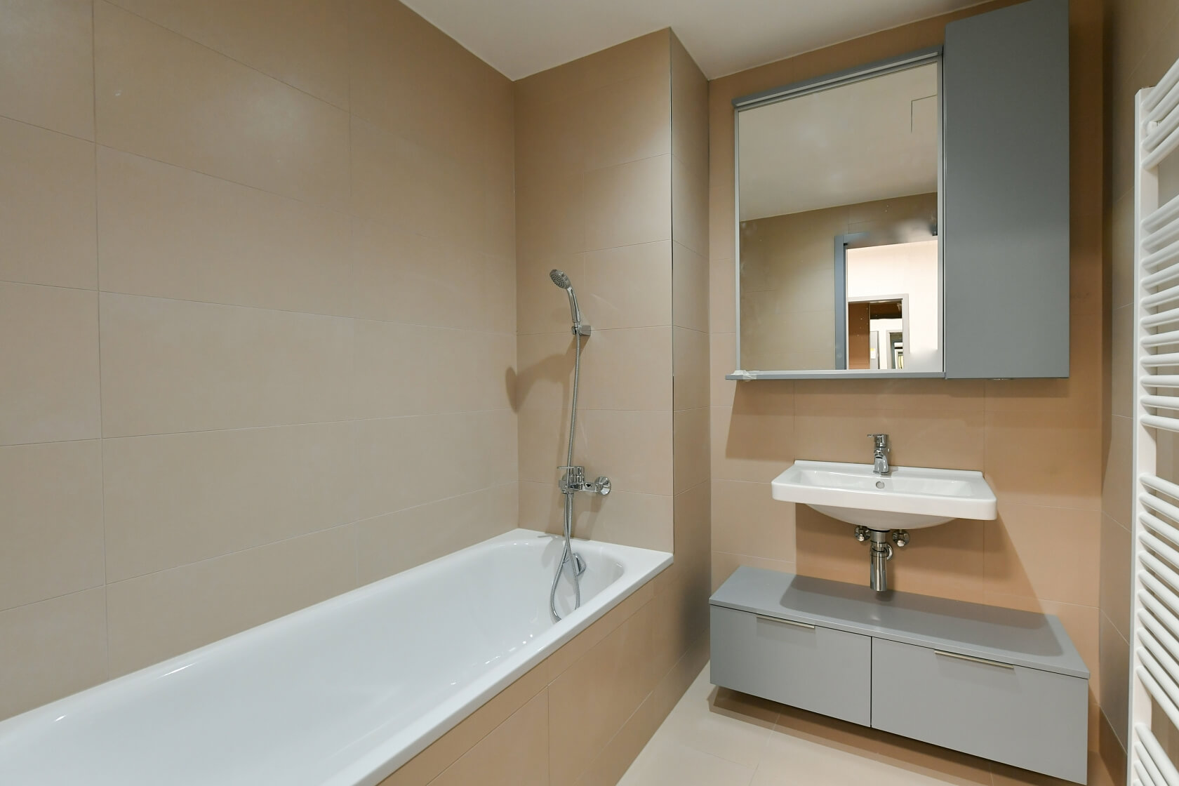 U Vlachovky, Libeň - Prague 8 | Rent, Apartment One-bedroom (2+kk), 81 m²