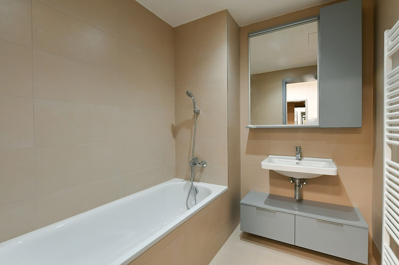 U Vlachovky, Libeň - Prague 8 | Rent, Apartment One-bedroom (2+kk), 81 m²