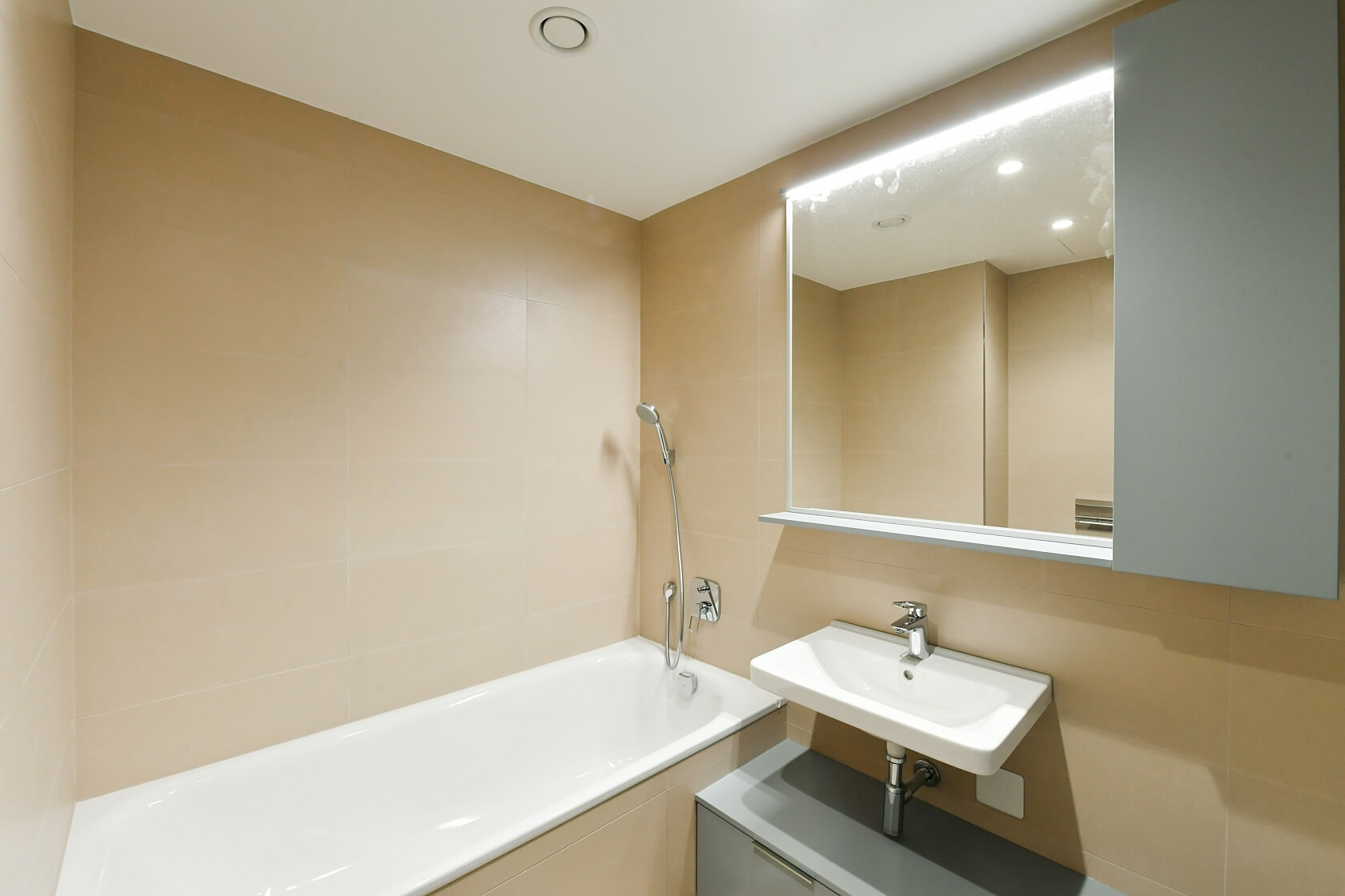 U Vlachovky, Libeň - Prague 8 | Rent, Apartment Two-bedroom (3+kk), 86 m²