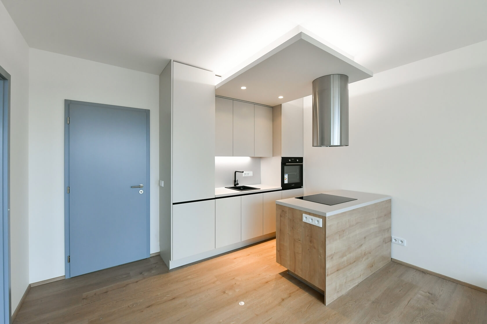 U Vlachovky, Libeň - Prague 8 | Rent, Apartment One-bedroom (2+kk), 53 m²