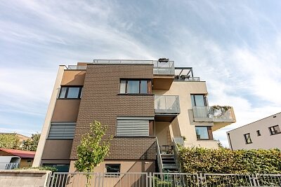 U Výstavby, Dolní Měcholupy - Praha 10 | Prodej, Byt 3+kk, 93 m²