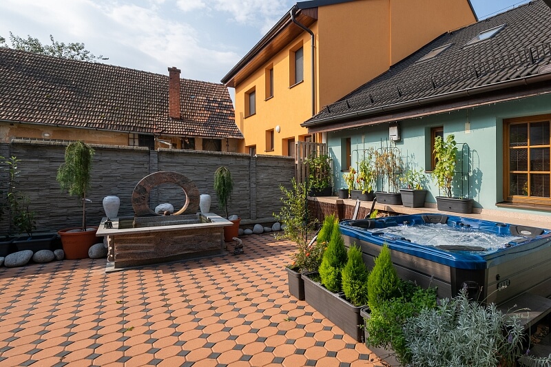 Veverská Bítýška, Brno - venkov - Brno-město | Sale, House Six-bedroom (7+kk), 667 m²