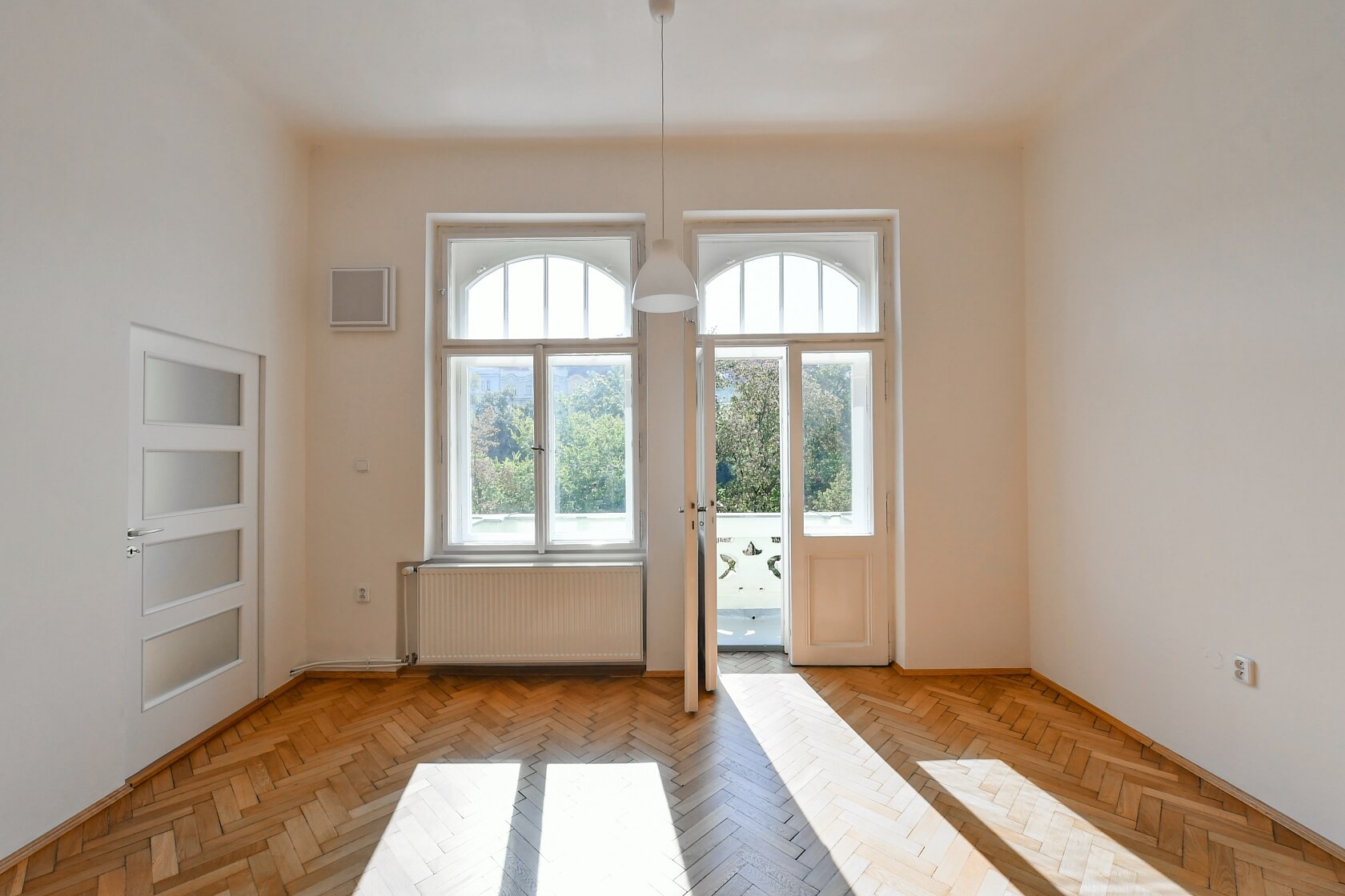 Vinohradská, Vinohrady - Prague 2 | Rent, Apartment Three-bedroom (4+1), 130 m²