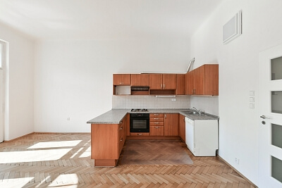Vinohradská, Vinohrady - Prague 2 | Rent, Apartment Three-bedroom (4+1), 130 m²