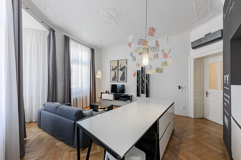 Myslíkova, Nové Město - Prague 2 | Rent, Apartment One-bedroom (2+kk), 49 m²