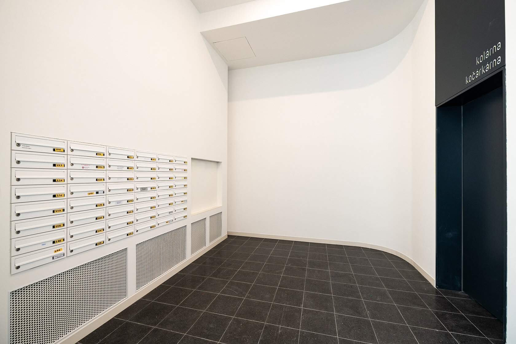 Střední, Brno - Královo Pole - Brno-město | Rent, Apartment Studio (1+kk), 37 m²