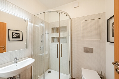 Na Císařce, Smíchov - Prague 5 | Sale, Apartment Three-bedroom (4+kk), 105 m²