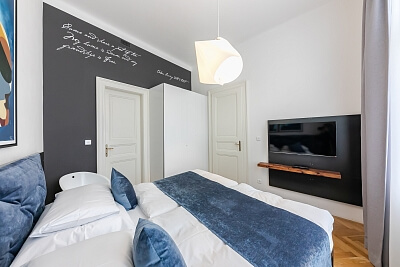 Myslíkova, Nové Město - Prague 2 | Rent, Apartment Two-bedroom (3+kk), 71 m²