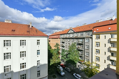 Zelenky-Hajského, Žižkov - Prague 3 | Rent, Apartment One-bedroom (2+kk), 80 m²