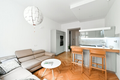 Ondříčkova, Žižkov - Praha 3 | Pronájem, Byt 2+kk, 58 m²