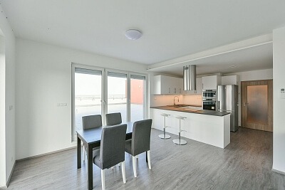 Kadečkové, Letňany - Praha 9 | Pronájem, Byt 4+kk, 188 m²