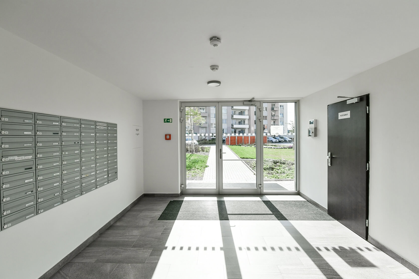 Kadečkové, Letňany - Praha 9 | Pronájem, Byt 4+kk, 188 m²