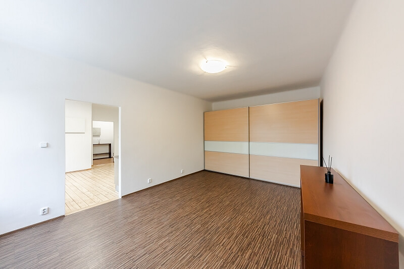 Na Malovance, Střešovice - Prague 6 | Rent, Apartment Studio (1+1), 60 m²