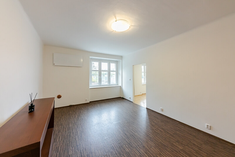 Na Malovance, Střešovice - Prague 6 | Rent, Apartment Studio (1+1), 60 m²