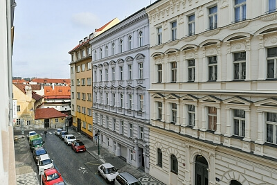 Vítězná, Malá Strana - Prague 1 | Rent, Apartment One-bedroom (2+kk), 80 m²