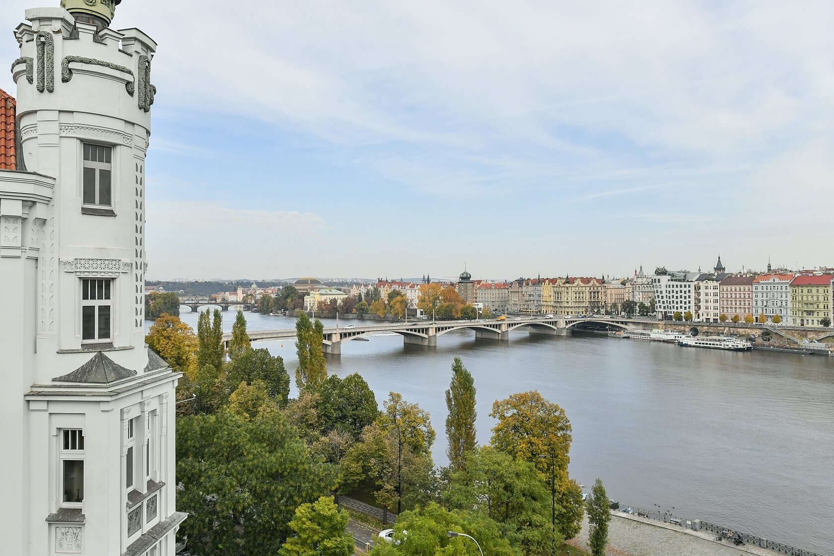 Janáčkovo nábřeží, Smíchov - Prague 5 | Rent, Apartment Two-bedroom (3+1), 114 m²