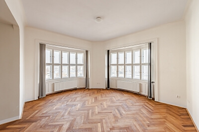 Janáčkovo nábřeží, Smíchov - Prague 5 | Rent, Apartment Two-bedroom (3+1), 114 m²