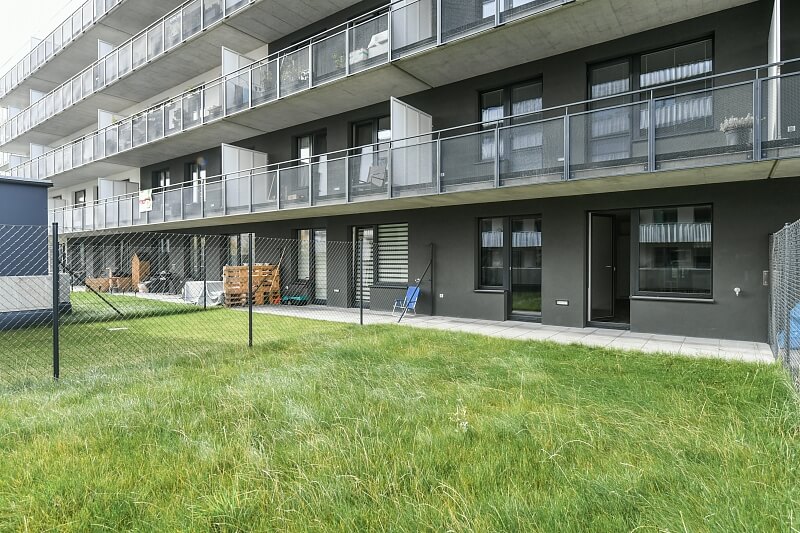 Zvěřinova, Strašnice - Prague 3 | Rent, Apartment One-bedroom (2+kk), 62 m²