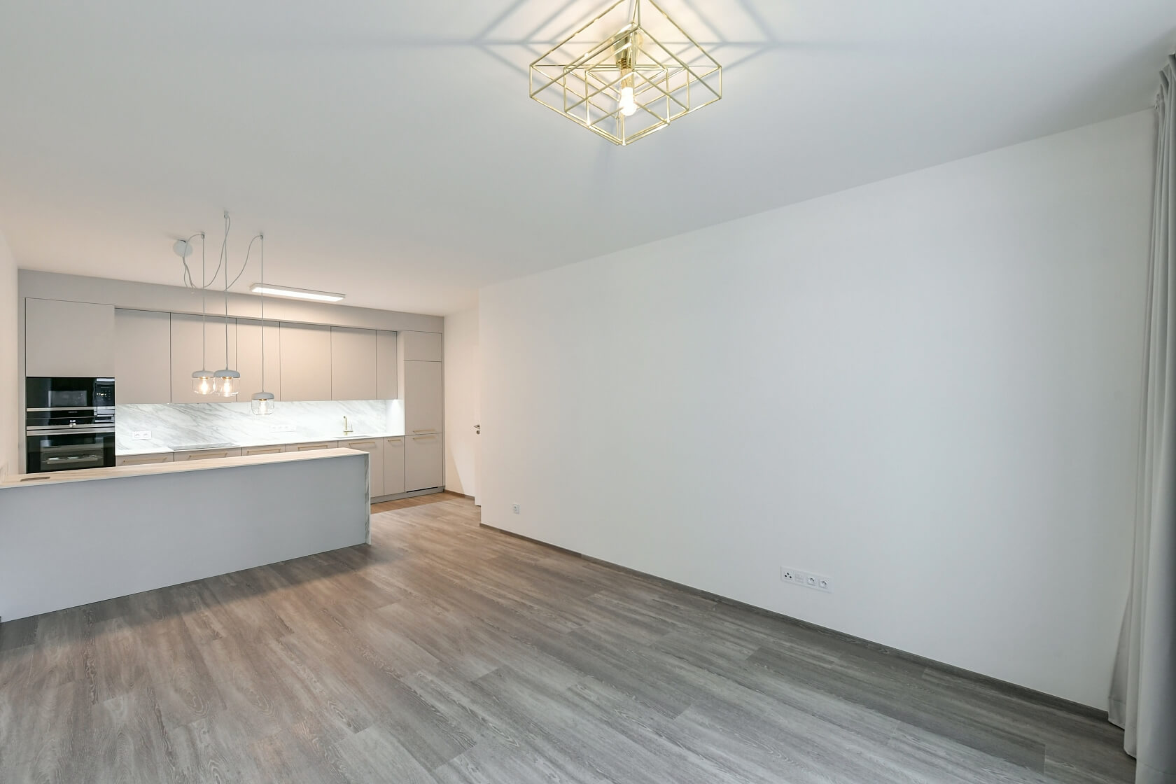 Zvěřinova, Strašnice - Praha 3 | Pronájem, Byt 3+kk, 112 m²