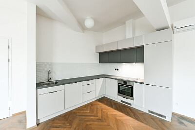 Lidická, Smíchov - Praha 5 | Pronájem, Byt 2+kk, 68 m²