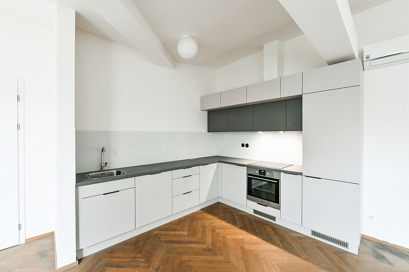 Lidická, Smíchov - Prague 5 | Rent, Apartment One-bedroom (2+kk), 68 m²