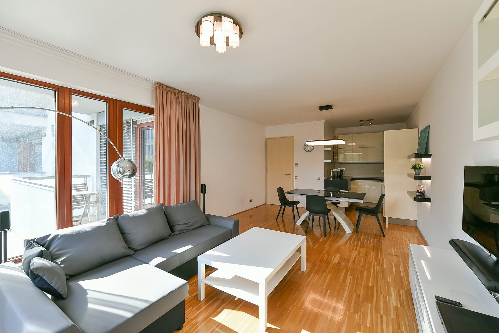 Rohanské nábřeží, Karlín - Praha 8 | Pronájem, Byt 2+kk, 65 m²