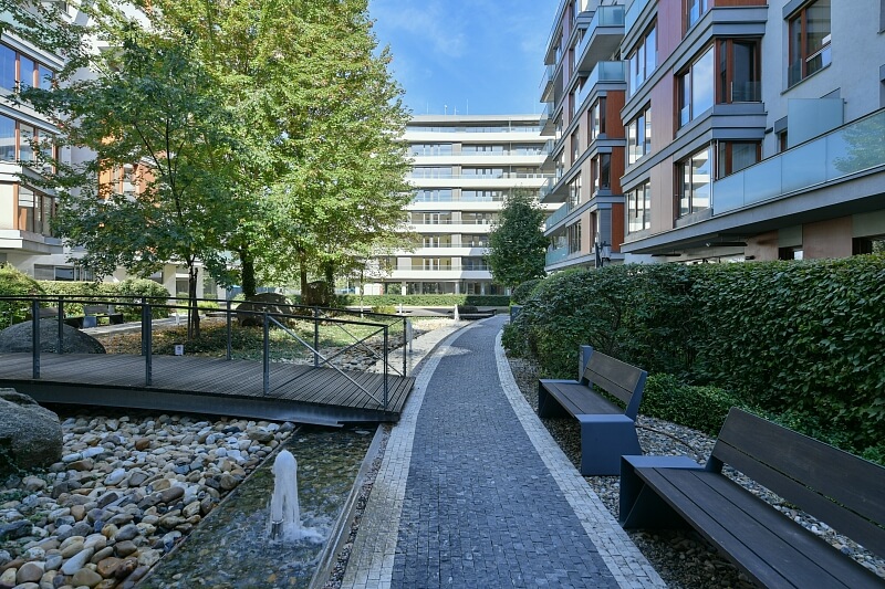 Rohanské nábřeží, Karlín - Prague 8 | Rent, Apartment One-bedroom (2+kk), 65 m²