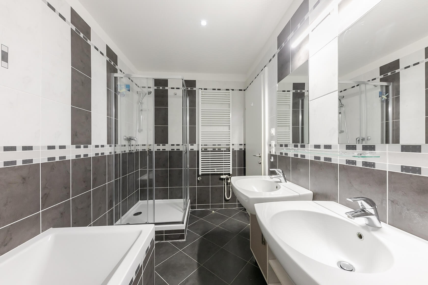 V Přístavu, Holešovice - Praha 7 | Pronájem, Byt 2+kk, 81 m²