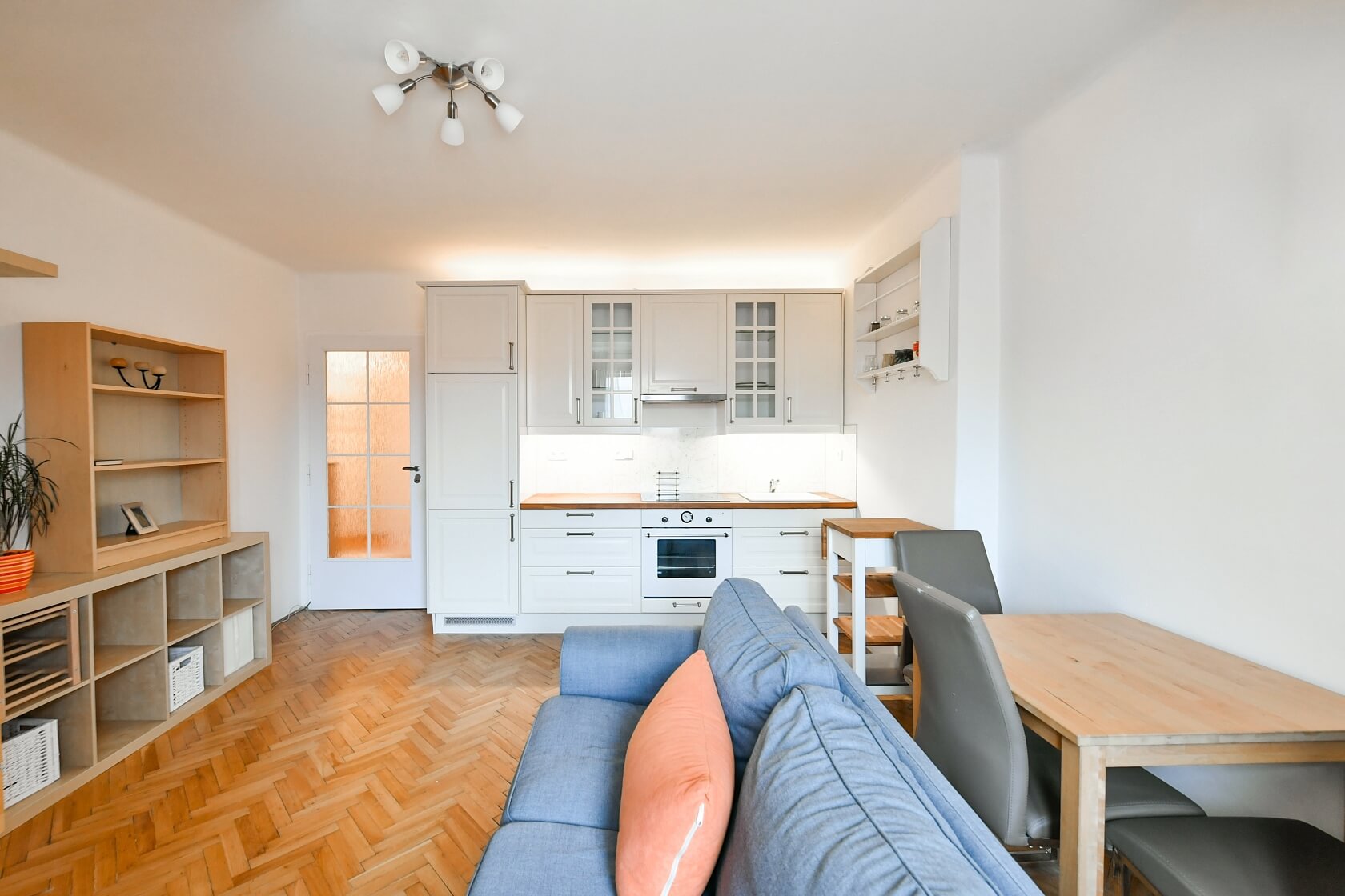Dlouhá, Staré Město - Prague 1 | Rent, Apartment One-bedroom (2+kk), 43 m²