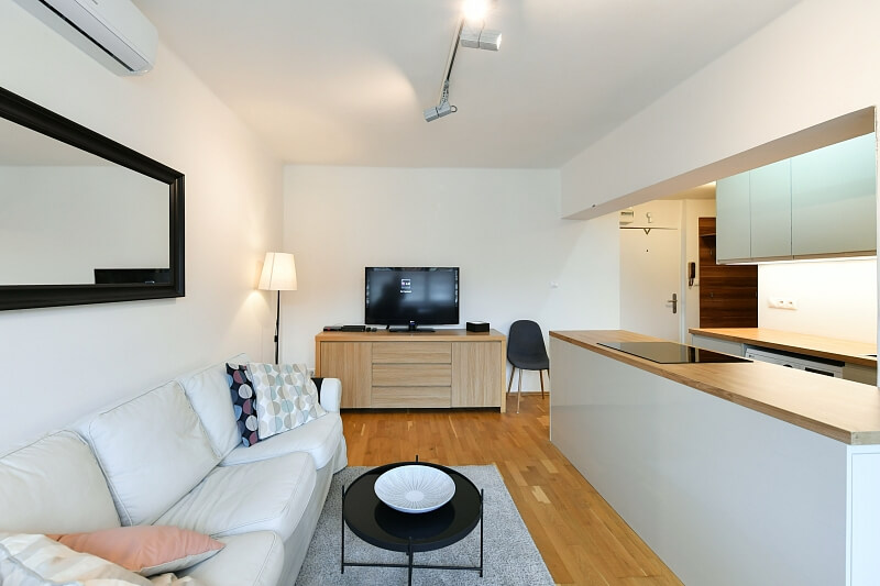 Vinohradská, Vinohrady - Praha 2 | Pronájem, Byt 2+kk, 38 m²