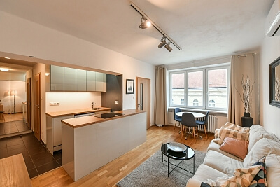 Vinohradská, Vinohrady - Praha 2 | Pronájem, Byt 2+kk, 38 m²