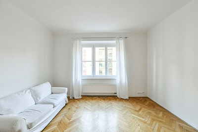 Domažlická, Žižkov - Praha 3 | Pronájem, Byt 2+1, 100 m²