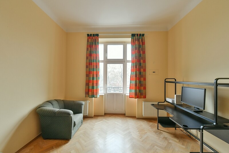 Chopinova, Vinohrady - Prague 2 | Rent, Apartment One-bedroom (2+1), 77 m²