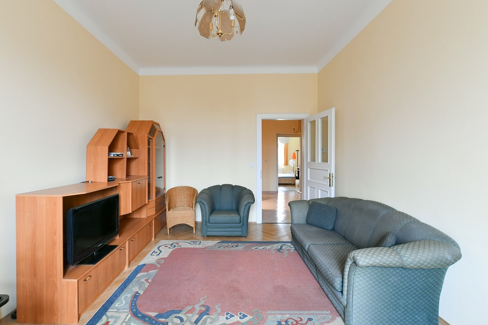 Chopinova, Vinohrady - Prague 2 | Rent, Apartment One-bedroom (2+1), 77 m²