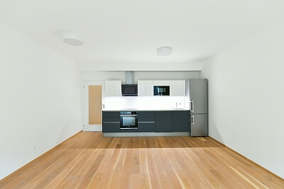 U Mlýnského kanálu, Karlín - Praha 8 | Pronájem, Byt 4+kk, 96 m²