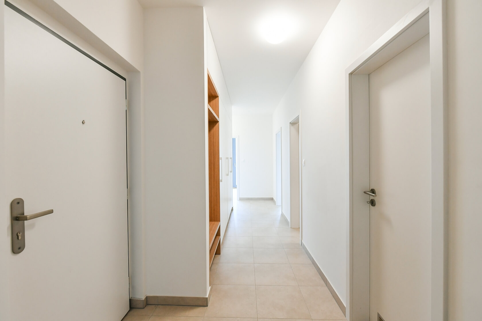U Mlýnského kanálu, Karlín - Praha 8 | Pronájem, Byt 4+kk, 96 m²
