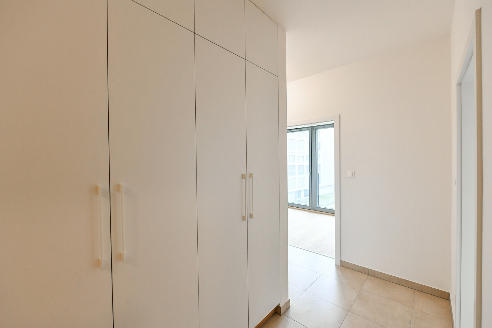 U Mlýnského kanálu, Karlín - Praha 8 | Pronájem, Byt 4+kk, 96 m²