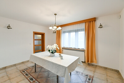 Hornofova, Nebušice - Praha 6 | Pronájem, Rodinný dům 6+1, 230 m²