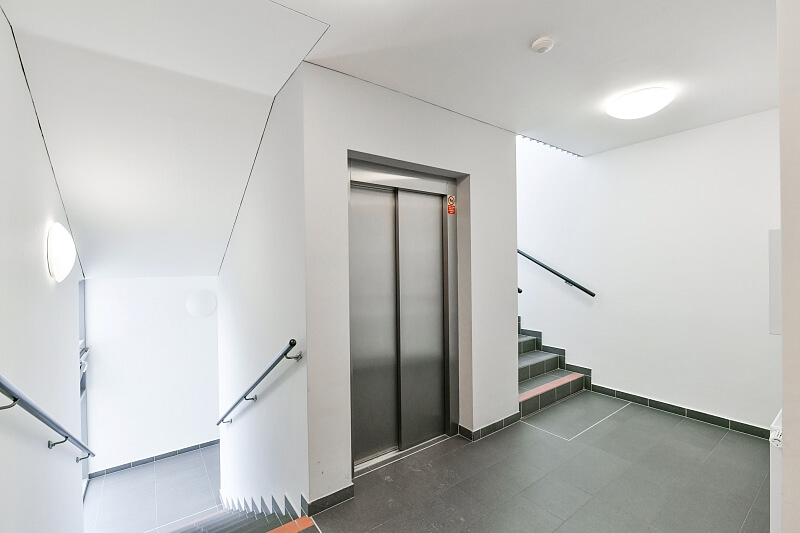 Pod Stolovou horou, Jinonice - Praha 5 | Pronájem, Byt 2+kk, 58 m²