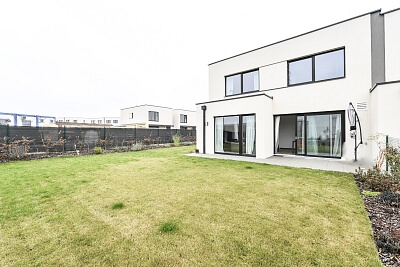 Skřivánčí, Březiněves - Praha 8 | Pronájem, Rodinný dům 4+kk, 142 m²