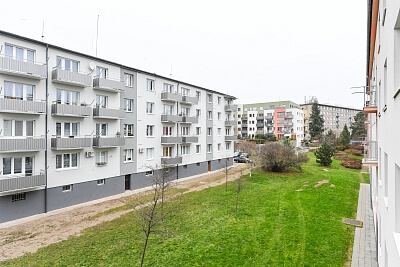Sadská, Hloubětín - Praha 9 | Pronájem, Byt 2+1, 51 m²